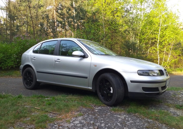 Seat Leon cena 9000 przebieg: 216700, rok produkcji 2004 z Żary małe 56